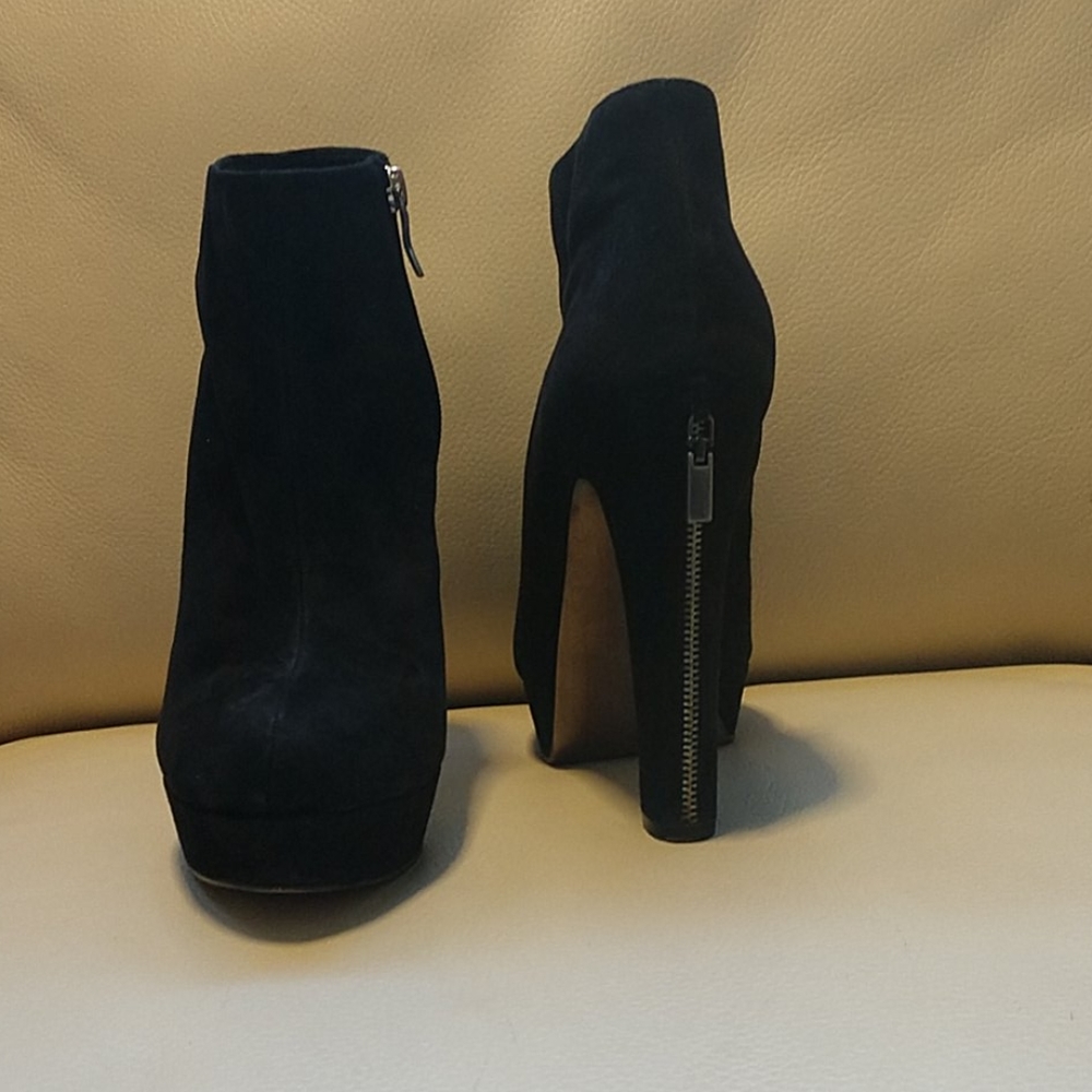 BCBGeneration black suede booties